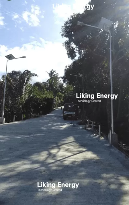 مزايا تروق سلسلة MP ضوء شمسي مبسط مقاوم للرياح شبه سبليت