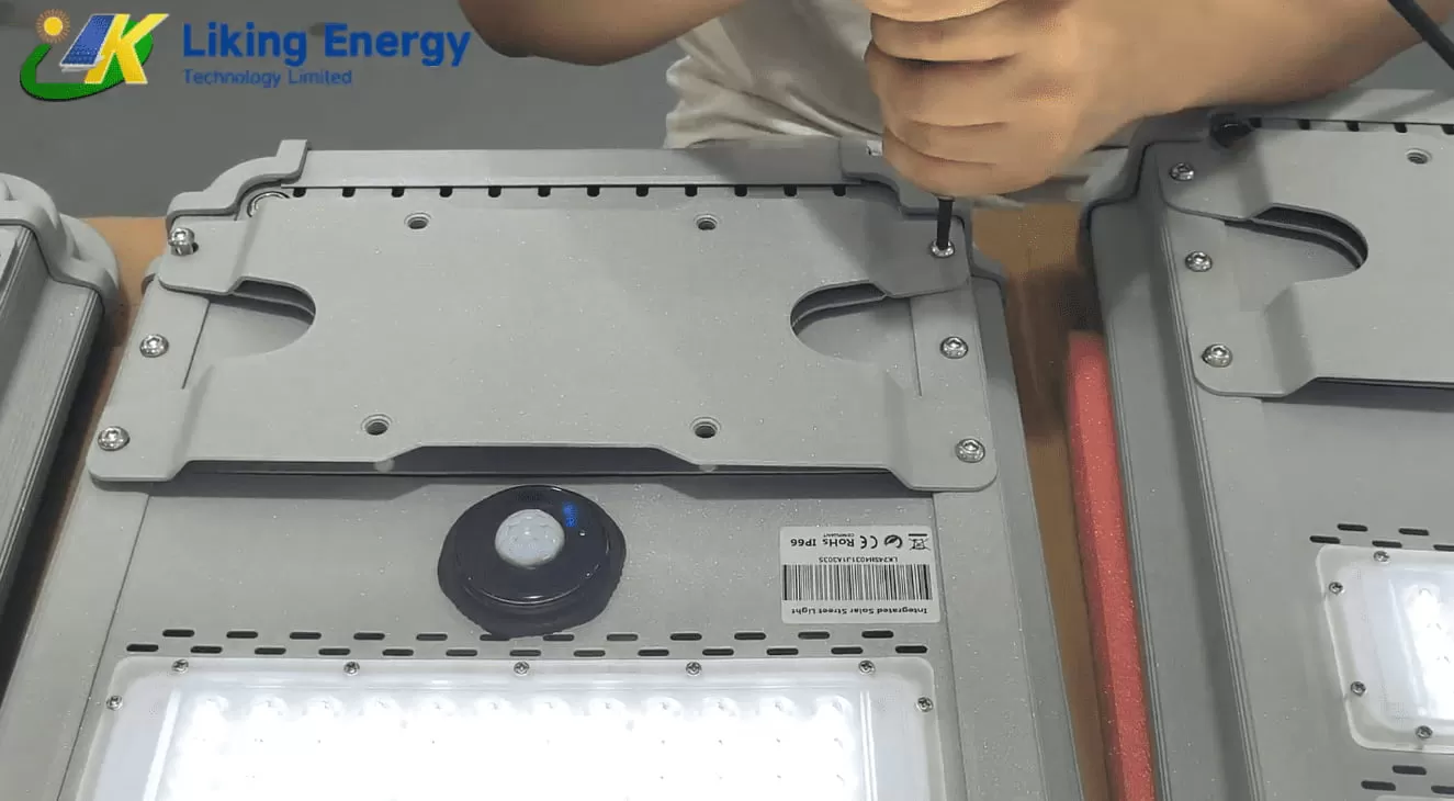 Liking H40W عالية الجودة ضوء الشارع بالطاقة الشمسية المتكاملة ضوء الشارع